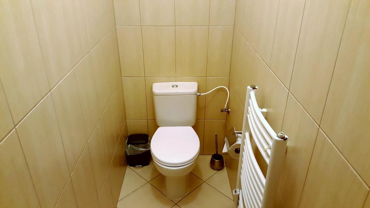Apartment Smichov Прага Екстериор снимка